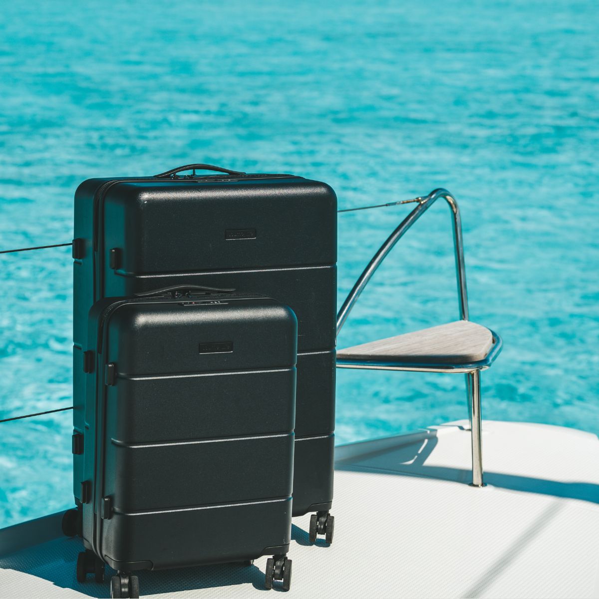 Sort Svart Zwart = Sort journeylife explorer kuffert på yacht